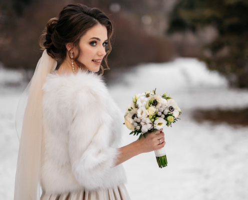 Come il tuo abito da sposa estivo può essere perfetto anche d’inverno