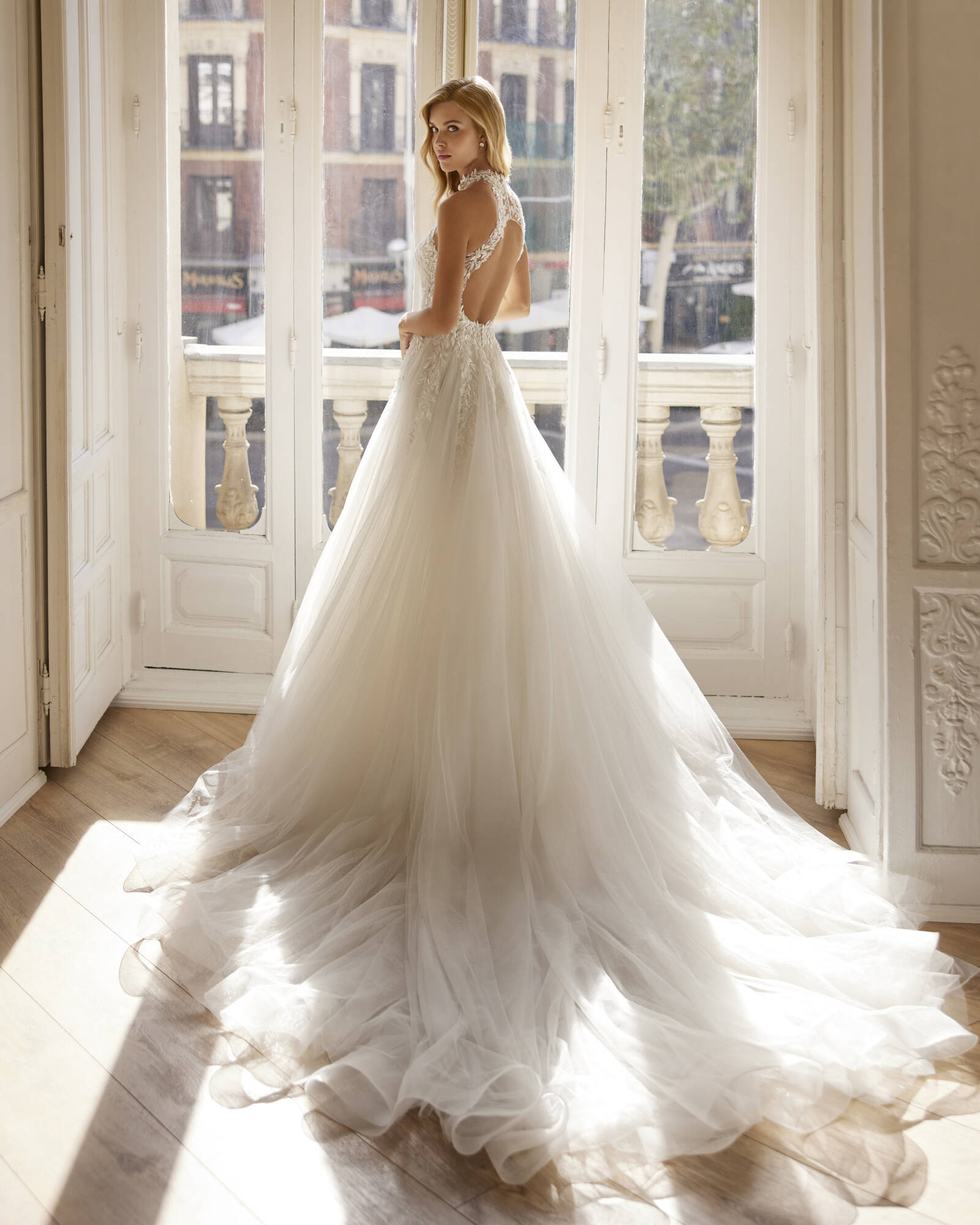 9S43_SINCLAIR_LUNA_NOVIAS_3