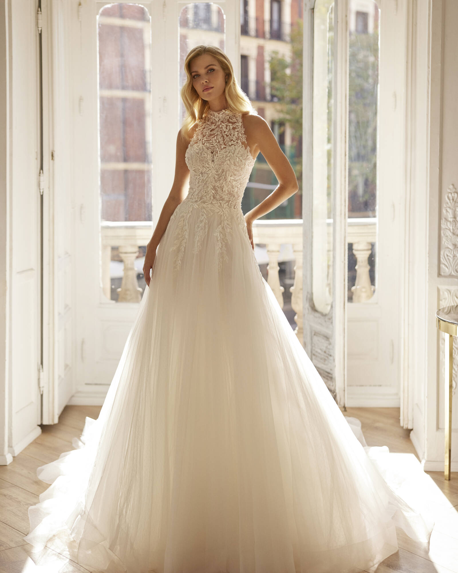 9S43_SINCLAIR_LUNA_NOVIAS_3